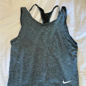Nike workout top
